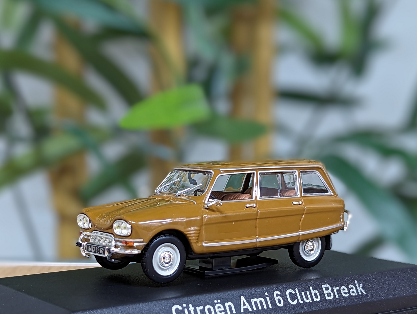 NOREV Citroën Ami 6 Club Break - Gold - 1/43 Diecast Car Scale Model - Free UK Delivery