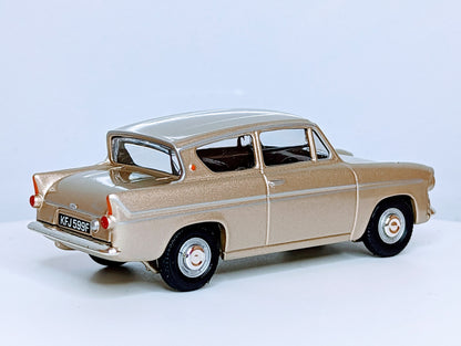 Vanguards 1/43 Diecast Car Scale Model - VA00119 - Ford Anglia Super - Venetian Gold