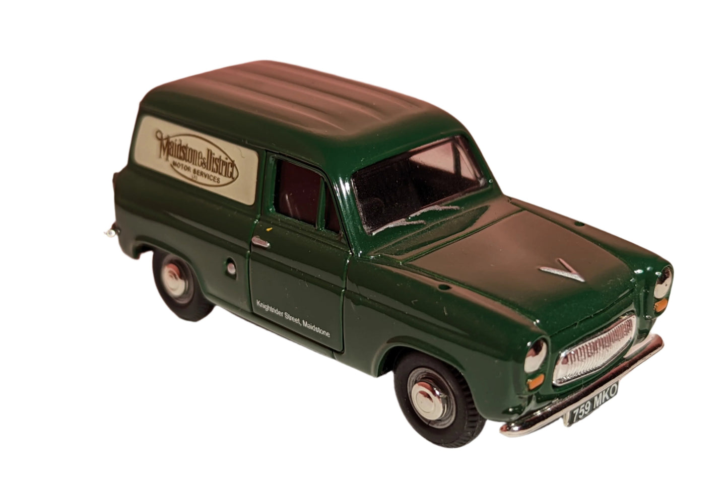 Corgi Vanguards 1/43 Scale Diecast Model - VA33002 - Ford 300E Thames Van - Green Maidstone & District